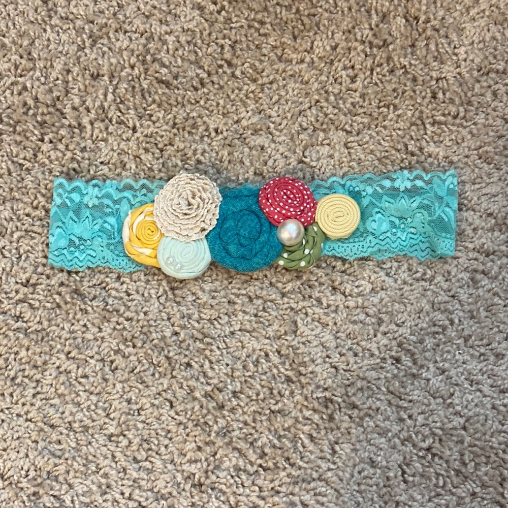 Persnickety headband
